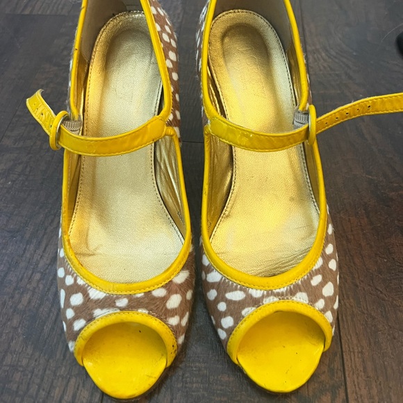 J.Crew shoes  yellow and tan With polkadots - Picture 5 of 5
